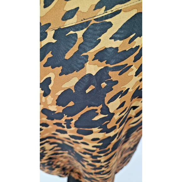 Lane Bryant Woman's Animal Print Sleeveless Blouse Size 20 Ruffles Elastic Band - Picture 4 of 9